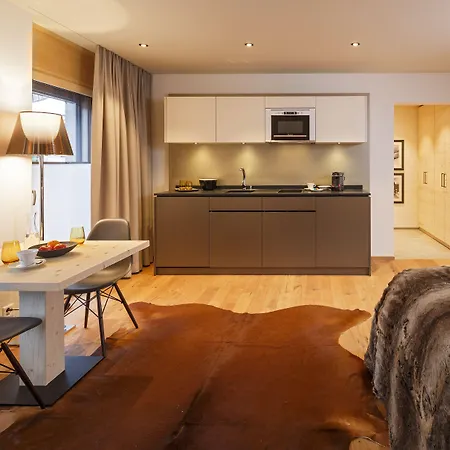 Piz Buin 클로스터스